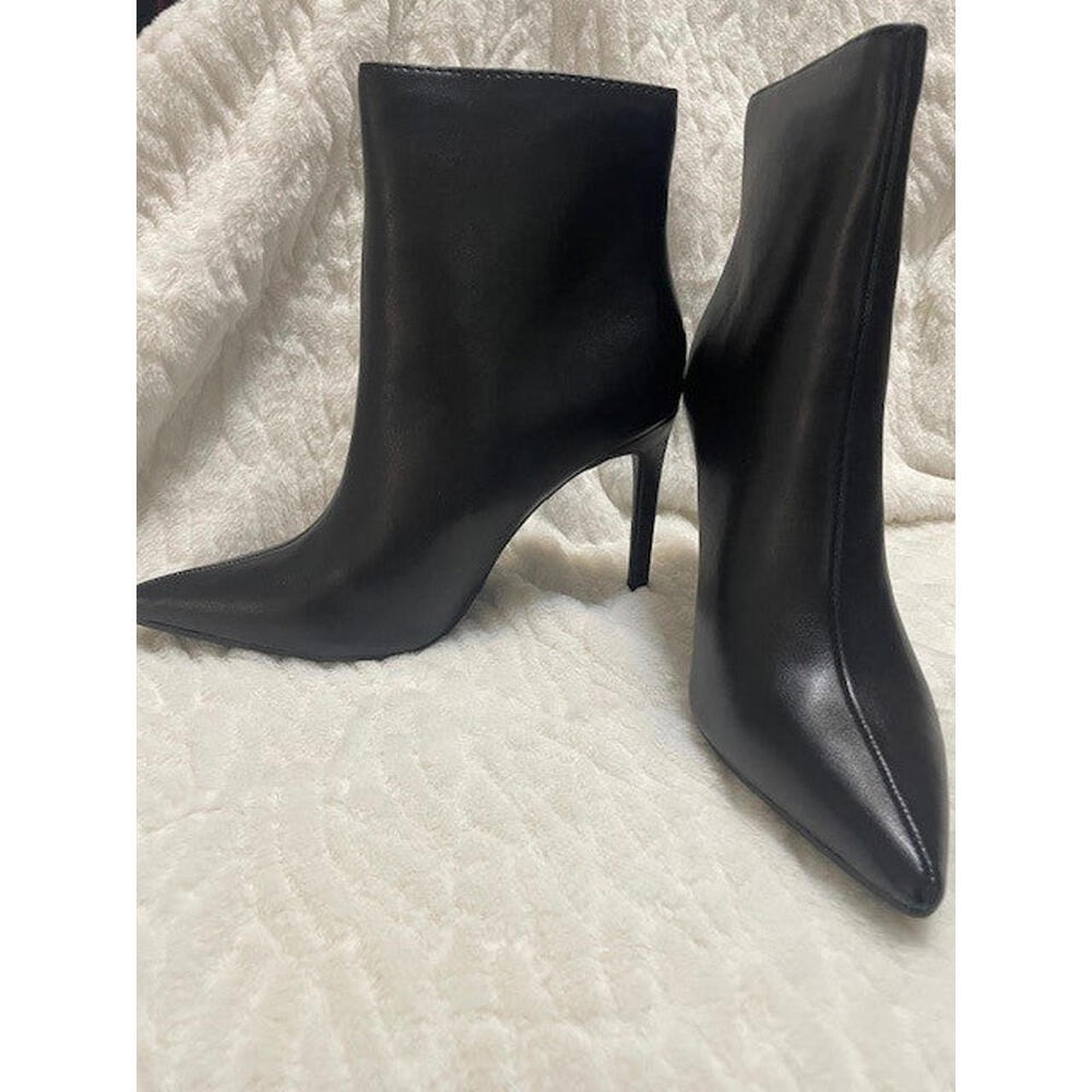 Size 6.5 I.N.C. Sarishaap black boot  - NWT - RETAILS $99.50 - Picture 3 of 4